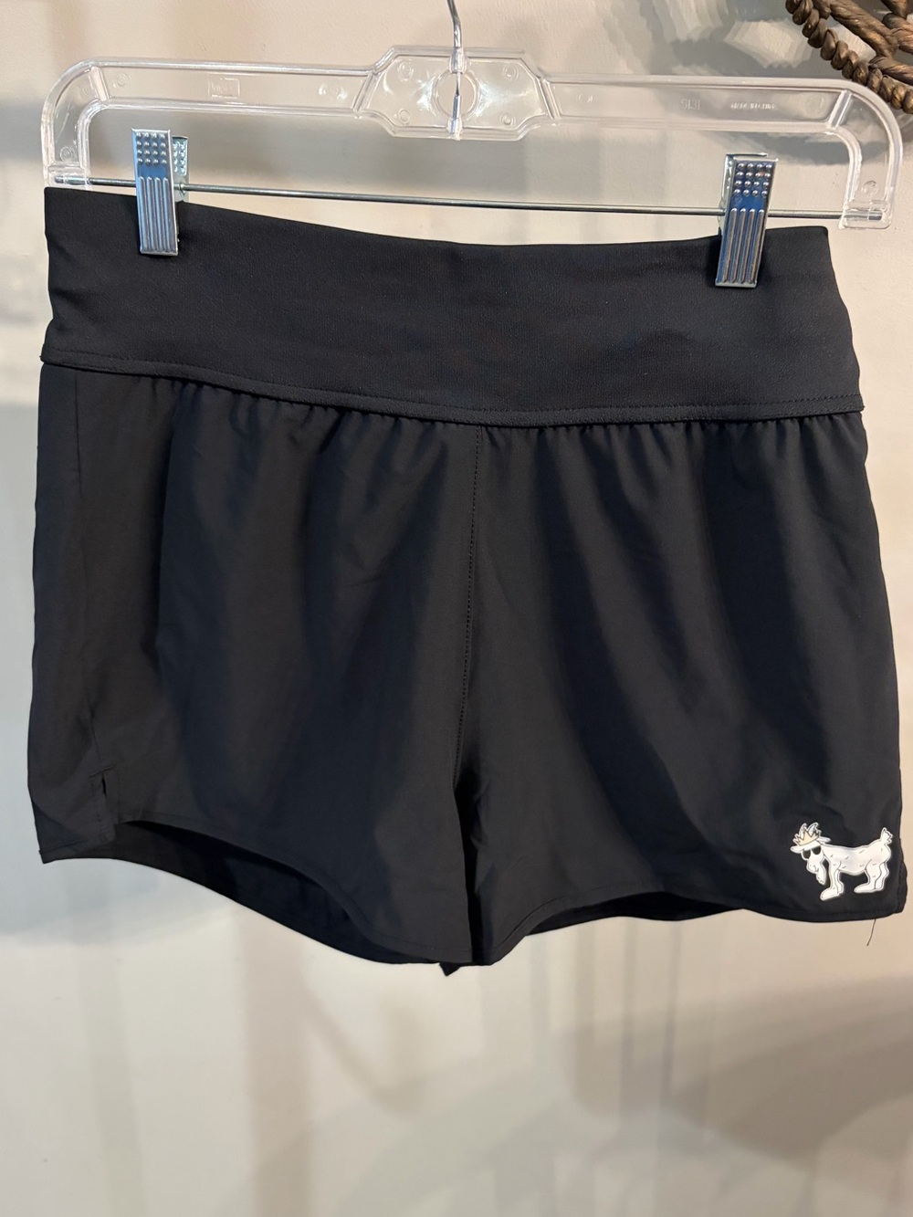 GOAT USA Black Women's Athletic Shorts  size small